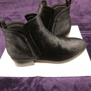 New Black Booties